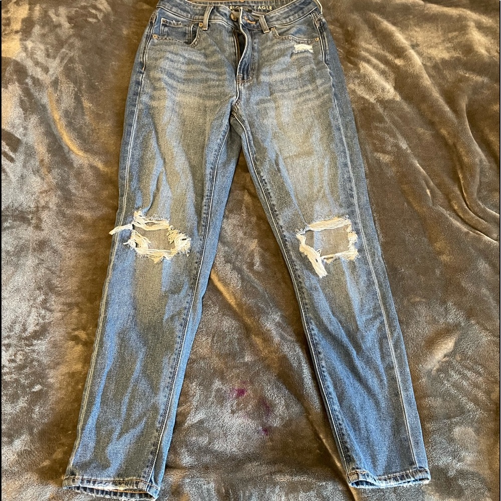 American eagle mom ripped jeans